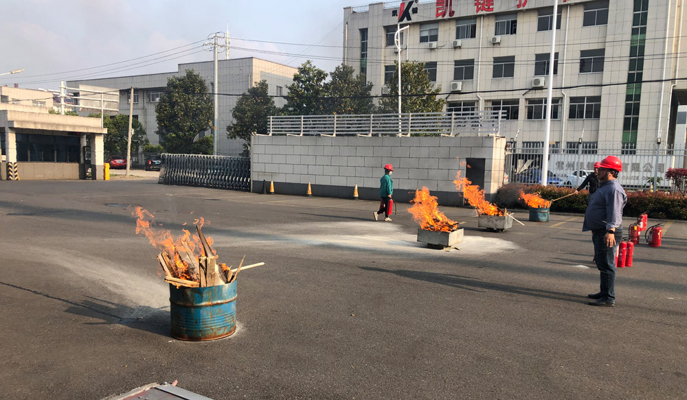 强壮的公次次弄得我高潮A片日本