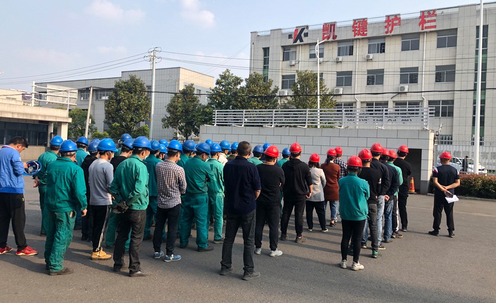 强壮的公次次弄得我高潮A片日本