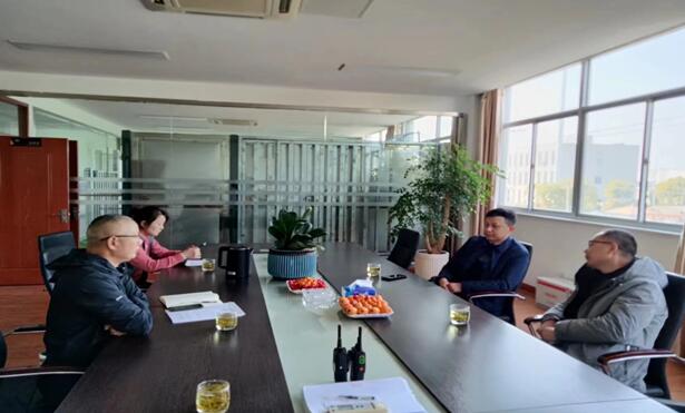 强壮的公次次弄得我高潮A片日本