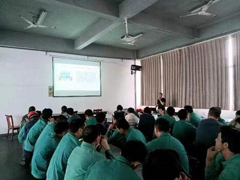 强壮的公次次弄得我高潮A片日本