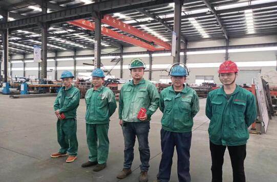 凯键授予4名员工“质量之星”荣誉