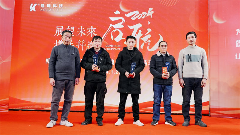 强壮的公次次弄得我高潮A片日本