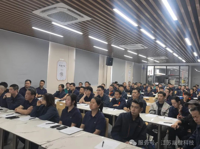 强壮的公次次弄得我高潮A片日本